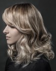Taglio di capelli lunghi